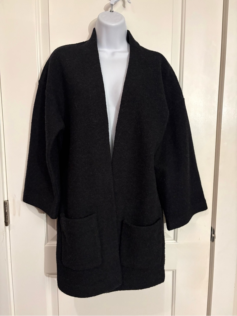 Wilfred Extra Fine Merino Wool Open Front Cardigan Black XS - Picture 2 of 6